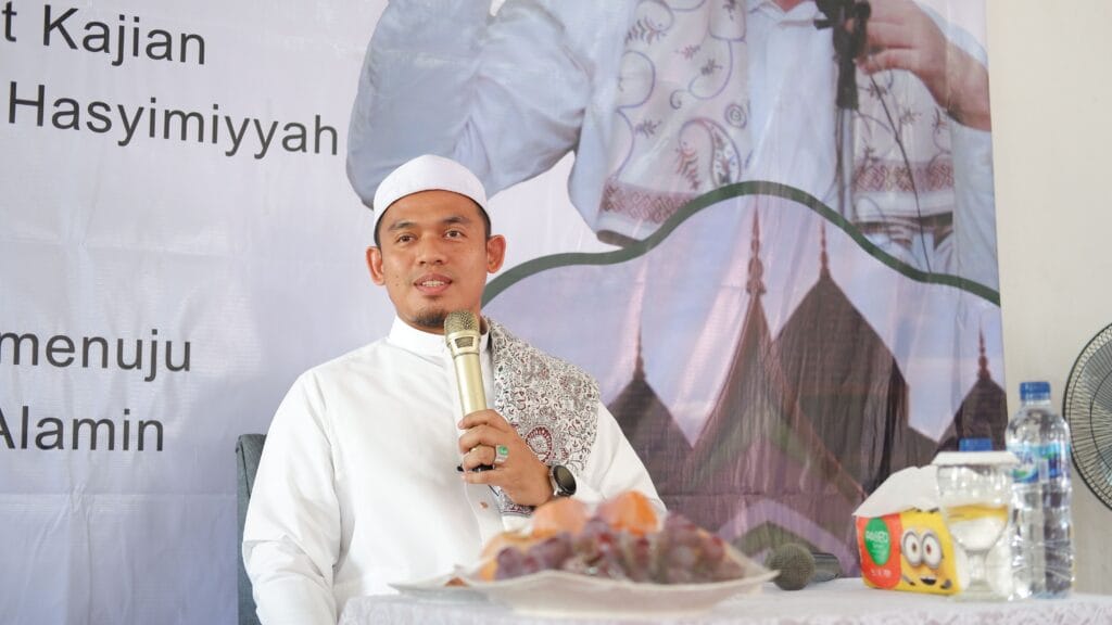 Kajian spesial Tahun Baru Hijriah oleh Abuya Arrazy Hasyim Kajian spesial Tahun Baru Hijriah oleh Abuya Arrazy Hasyim