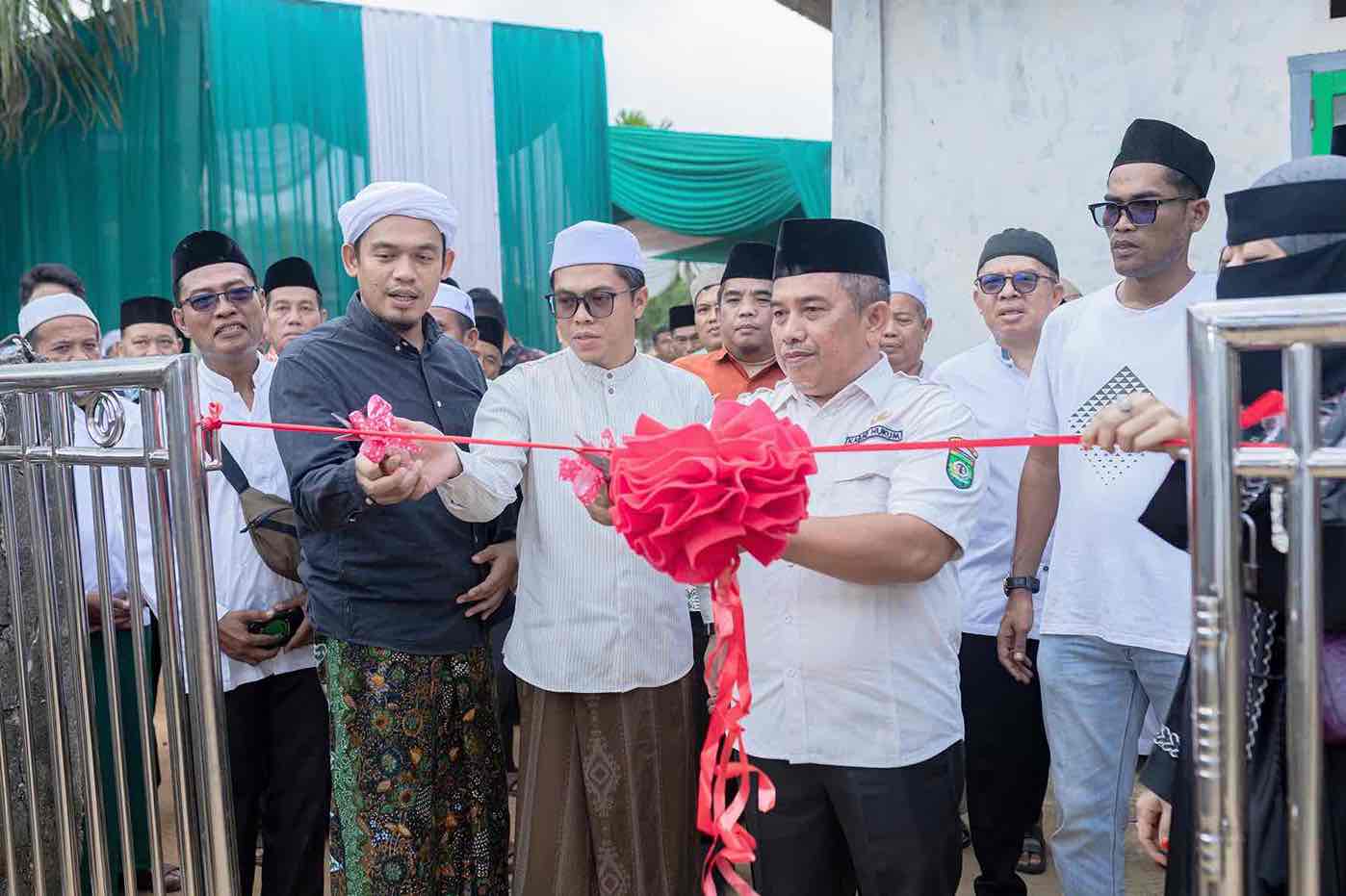 Peresmian Pondok Pesantren pertama RNH, Ponpes Nour al-‘Alim Al-Hasyimi